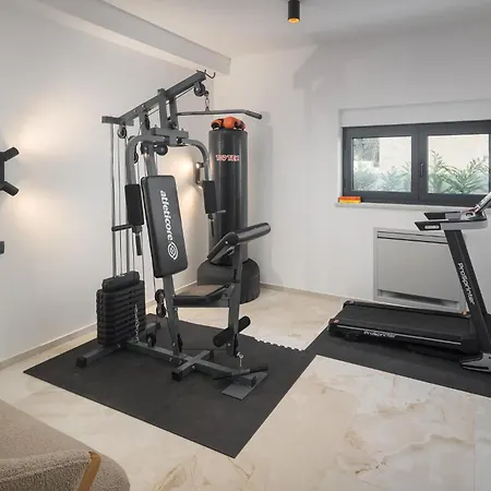 Beautiful In With House A Panoramic View * Pula